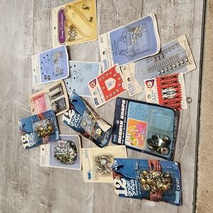 Mixed lot of Vintage Snaps and Fastener